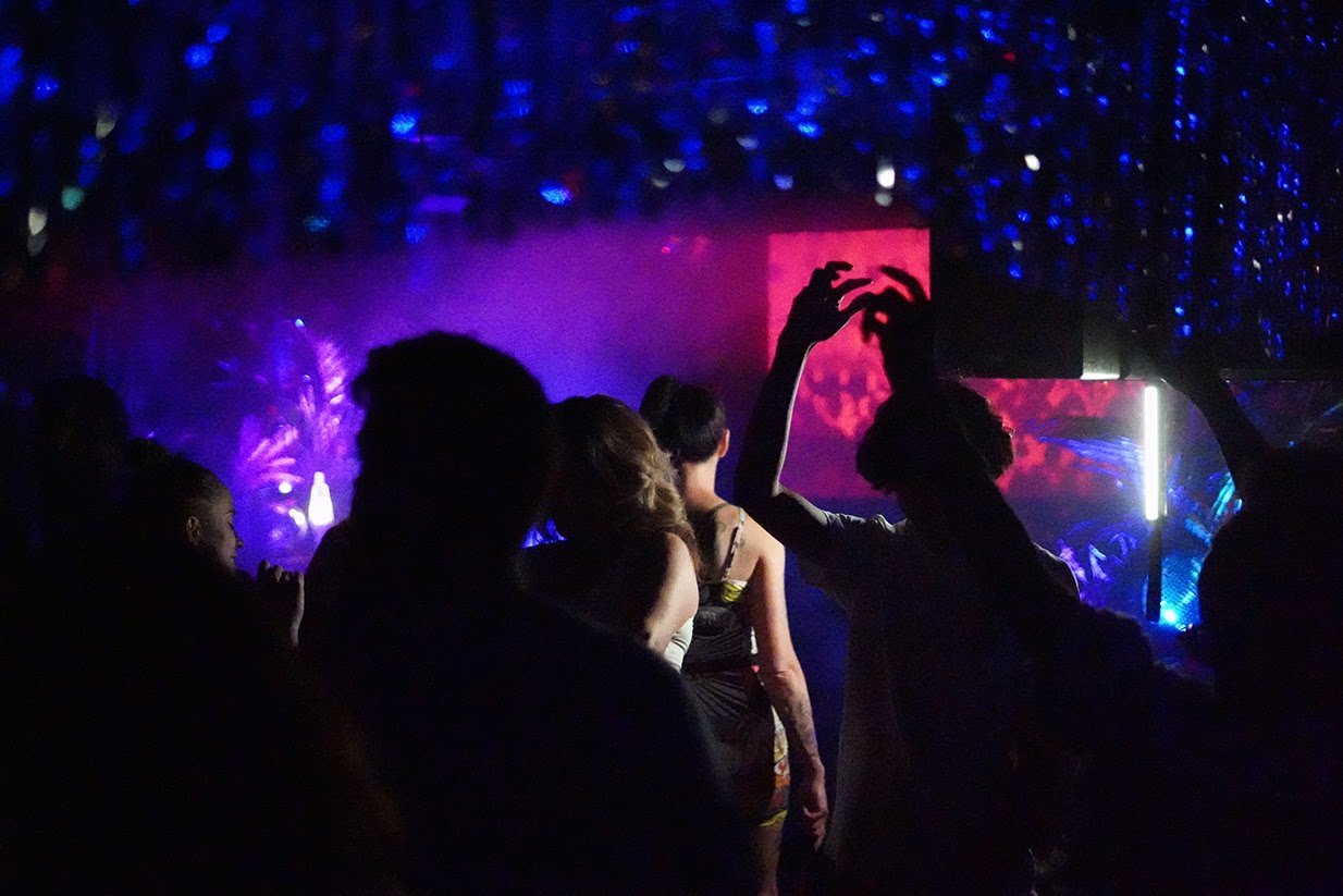 Smash Art To Support The Arts!